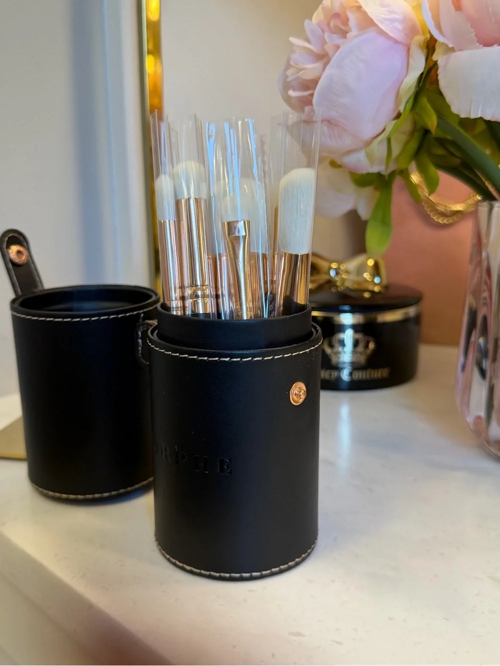 Morphe NWOT Black Brush Set with faux leather storage display travel case